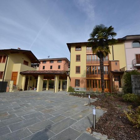 Alla Piana Apartment Varallo Luaran gambar