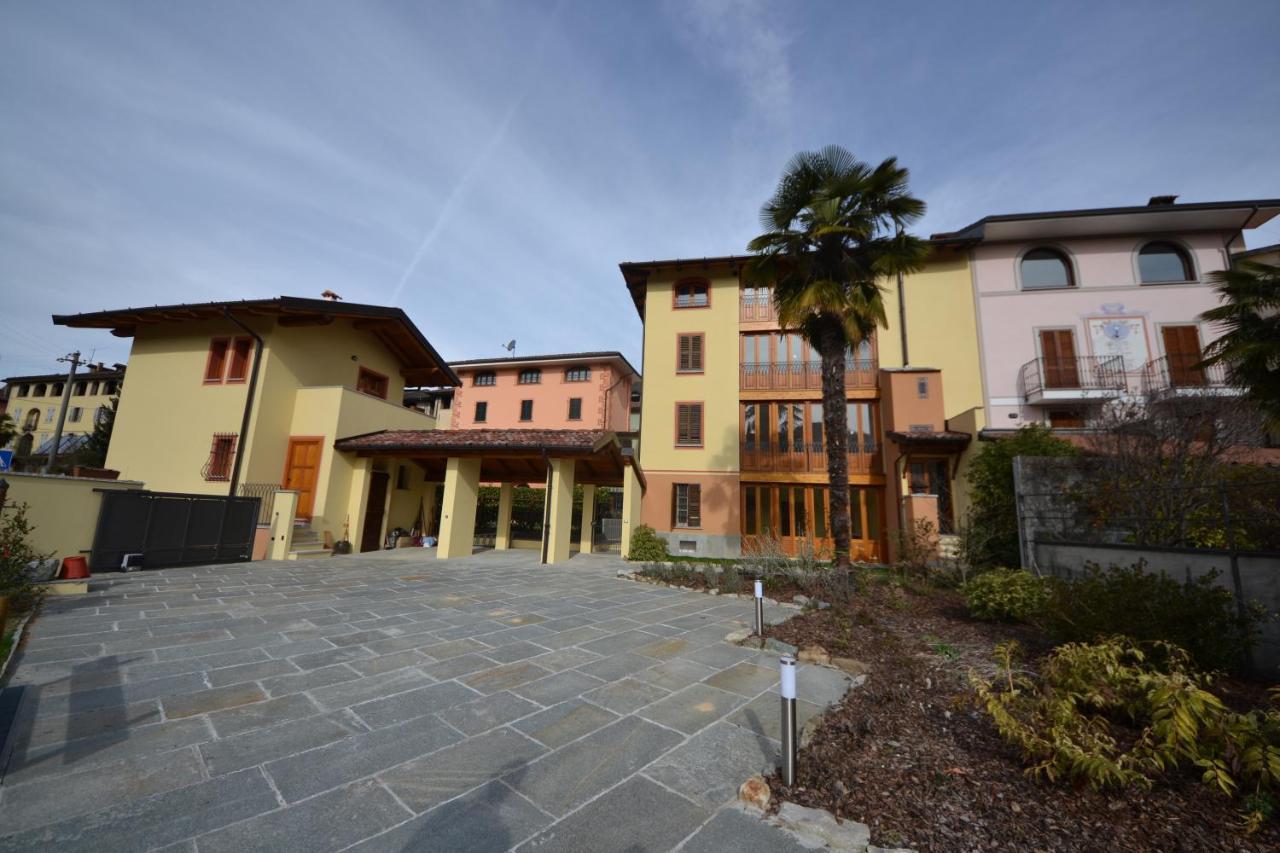 Alla Piana Apartment Varallo Luaran gambar